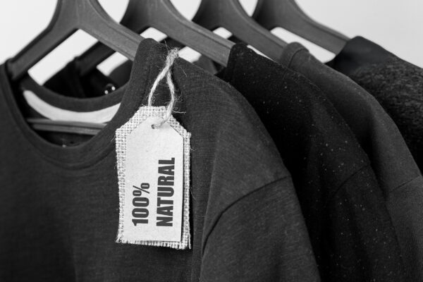 Bild mit T-Shirts - 100% Organic